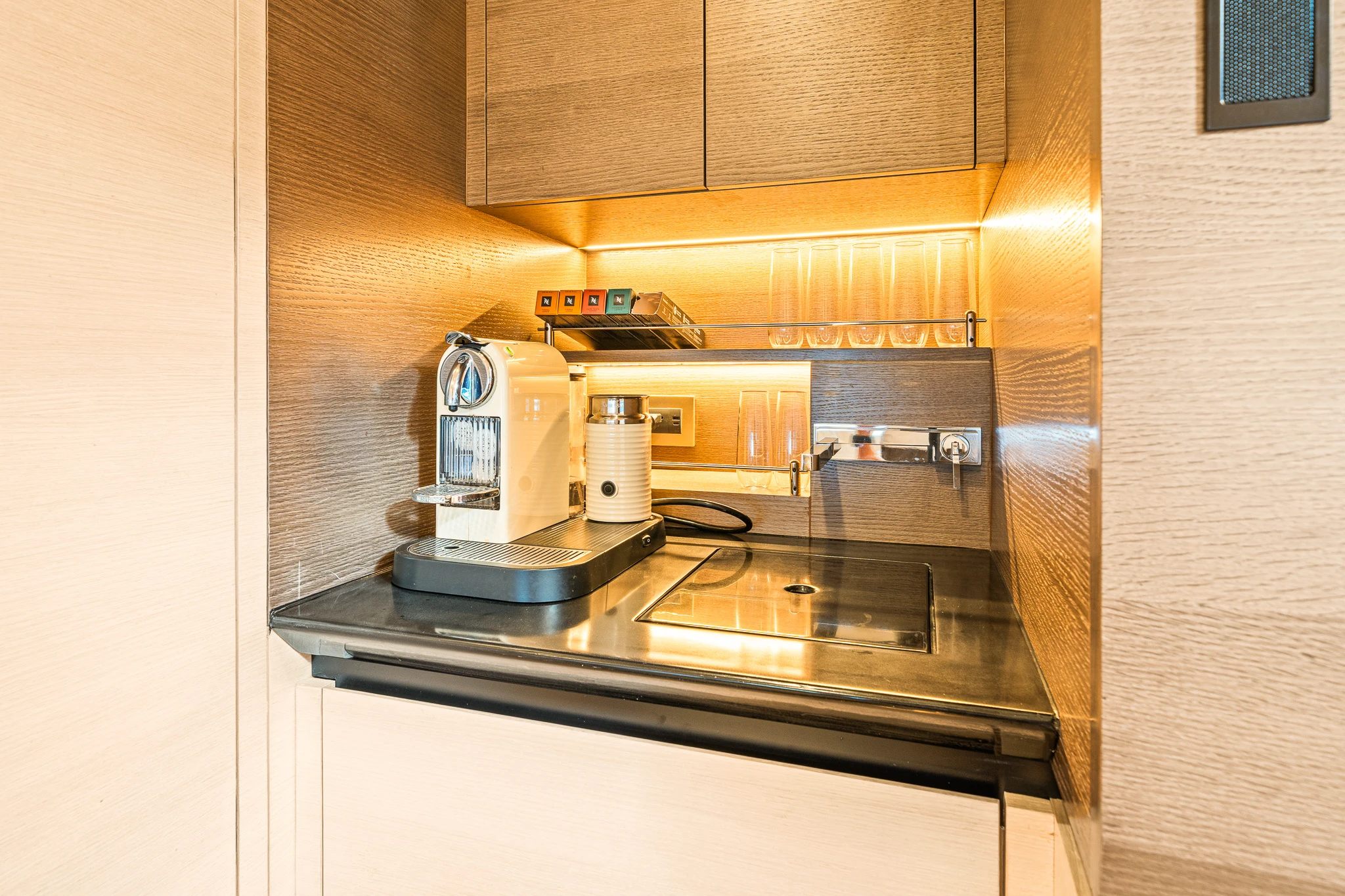 manari-52-interior-wb-7